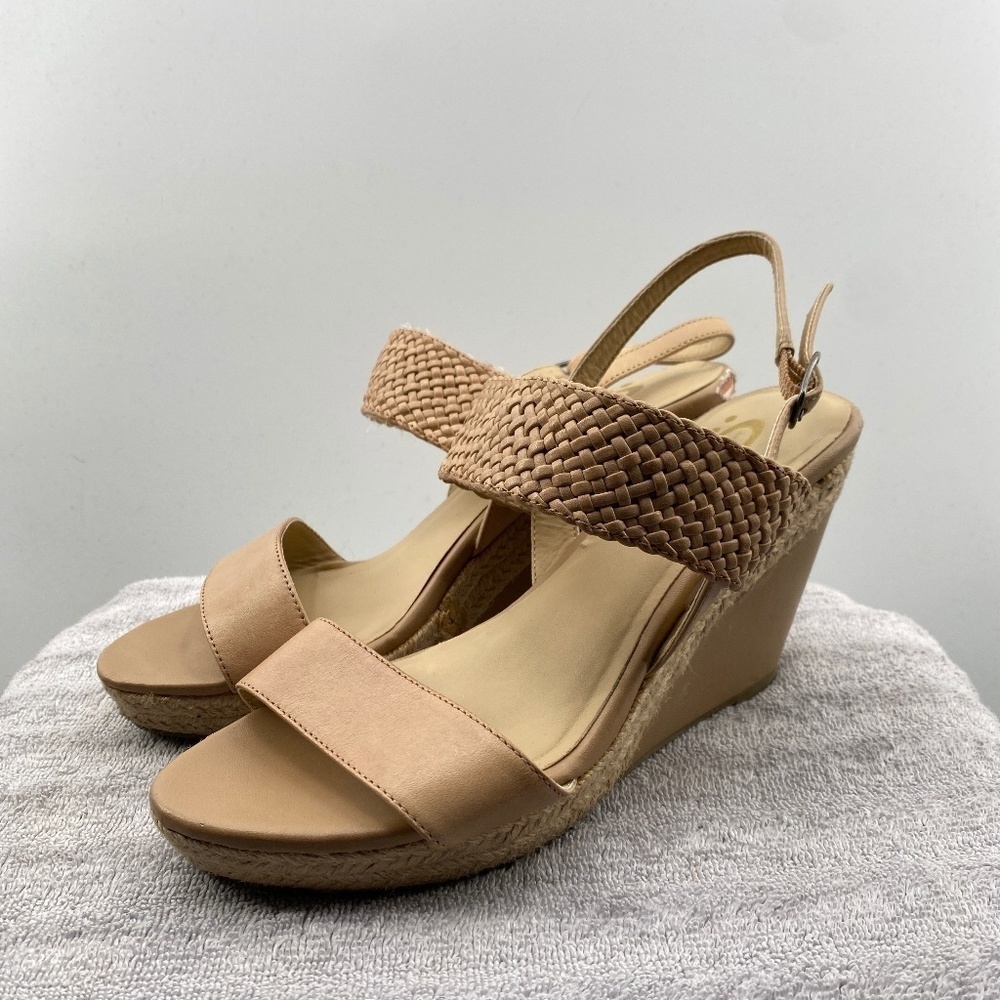 Denver Hayes Shoes Heels Women's Size 8 Quad Comfort Wedges Tan Upper Leather
